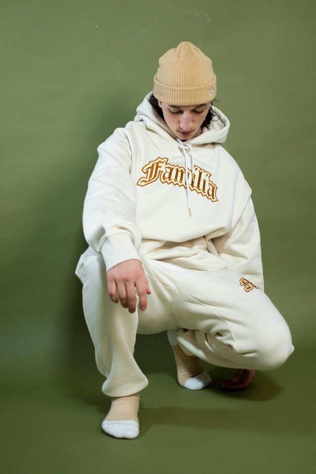 La Familia Sweatpants - Cream