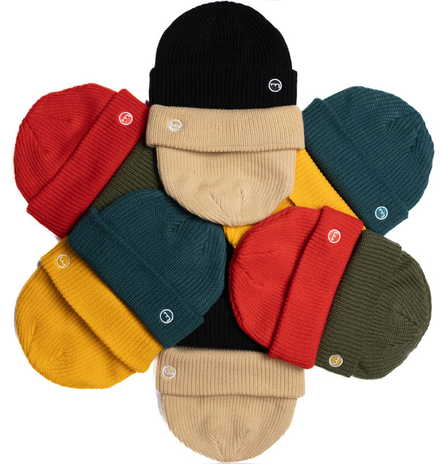 Mediums Token Knit Beanie - YELLOW