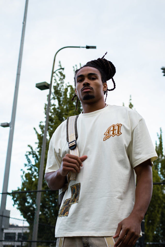 Mediums Old-English T-Shirt - Cream