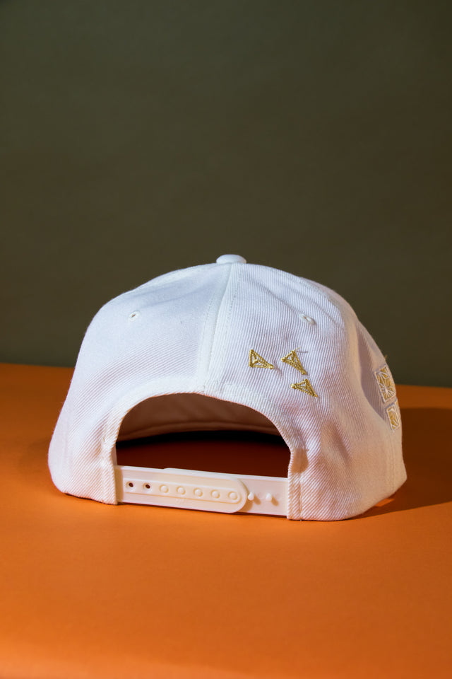Mediums Collective WA Hat - Snow White