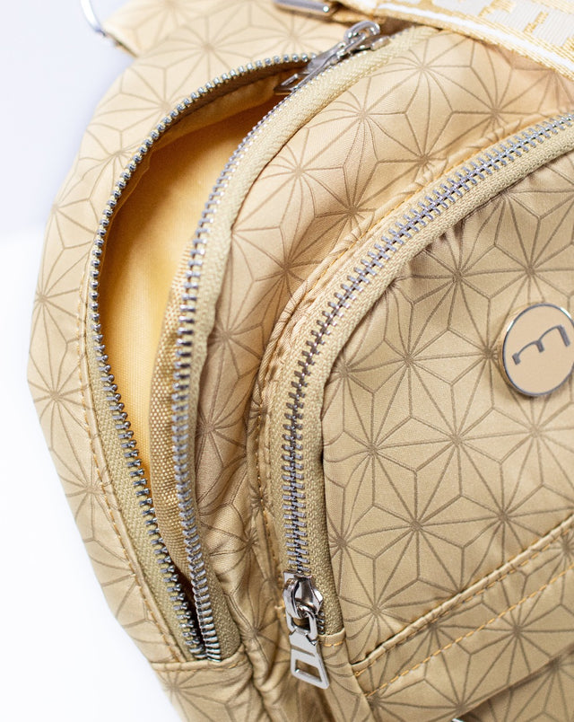 The Mediums Collective main is a super convenient, lightweight, and comfortable bag, meant for carrying you personal goods. It features our custom 22 collection fabric, an adjustable nylon belt for premium comfort on the shoulders, and multiple compartments for extra items. This is the bag that completes the fill fit.