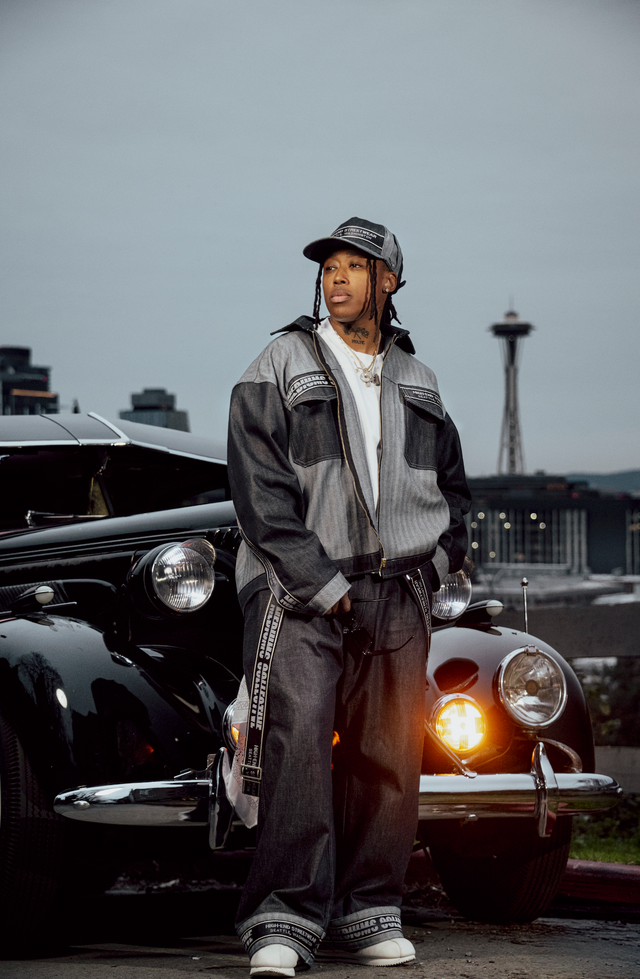 Mediums Cross Pleated Denim 1of1 Jacket - L/XL – M E D I U M S